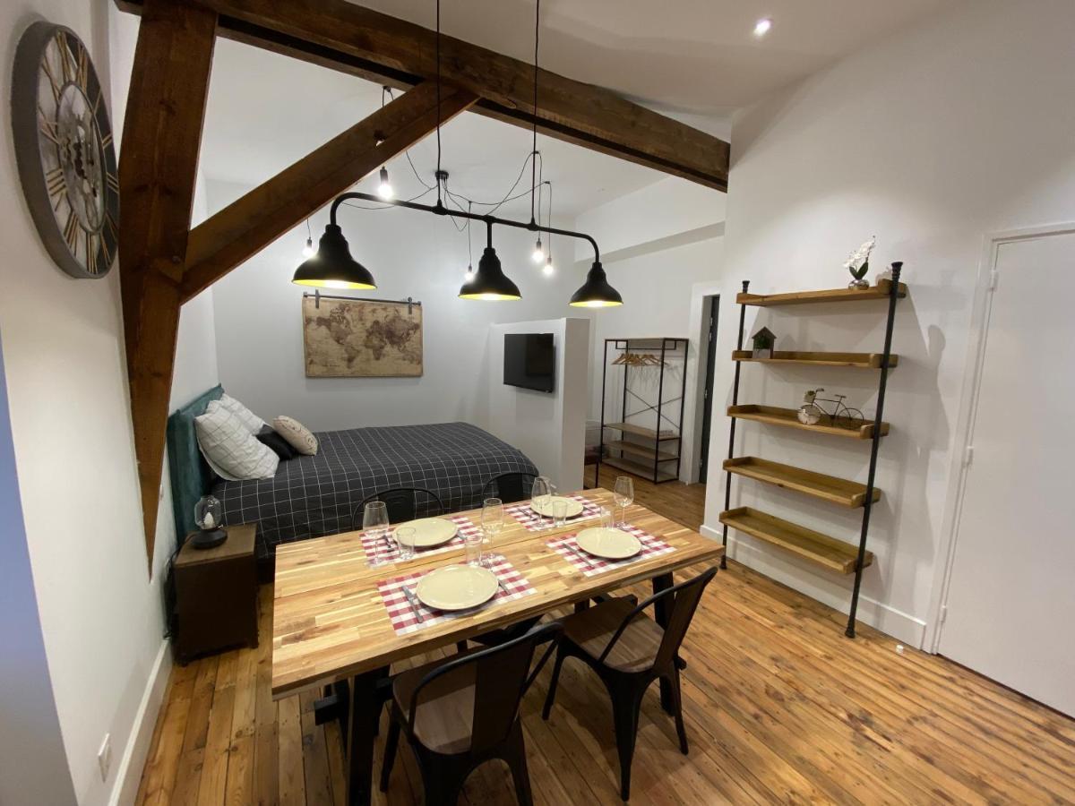 Residence Adam A Part 瓦朗西纳 外观 照片