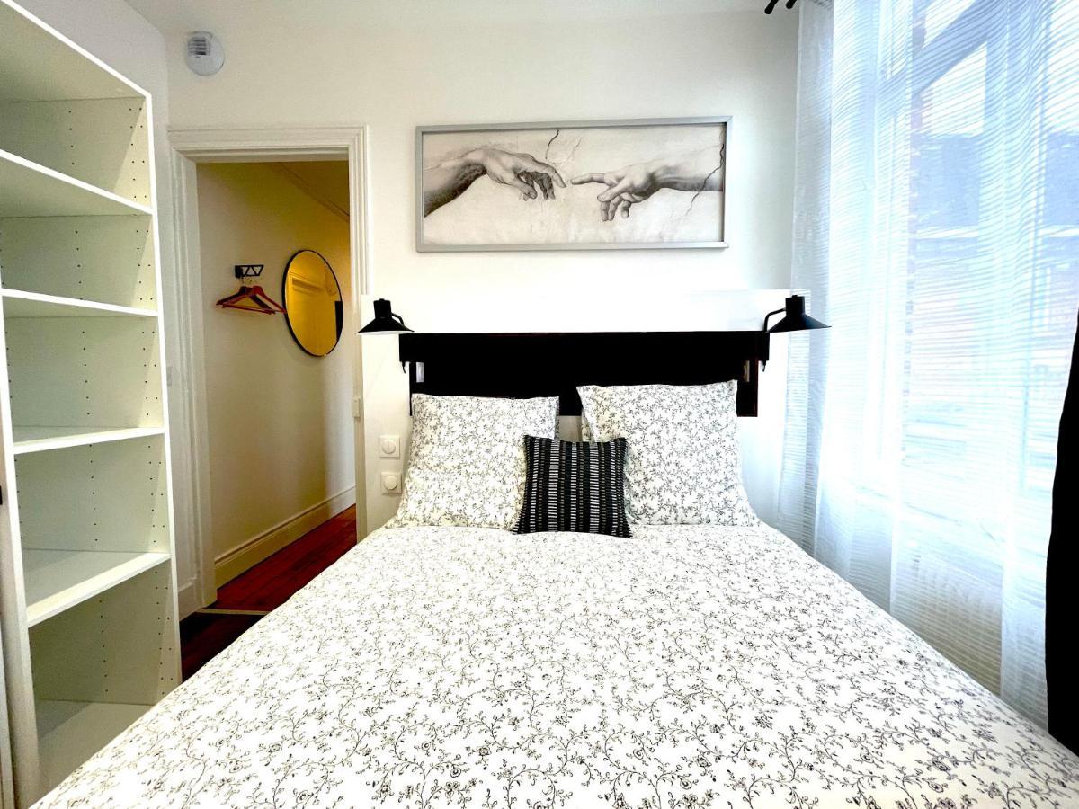 Residence Adam A Part 瓦朗西纳 外观 照片