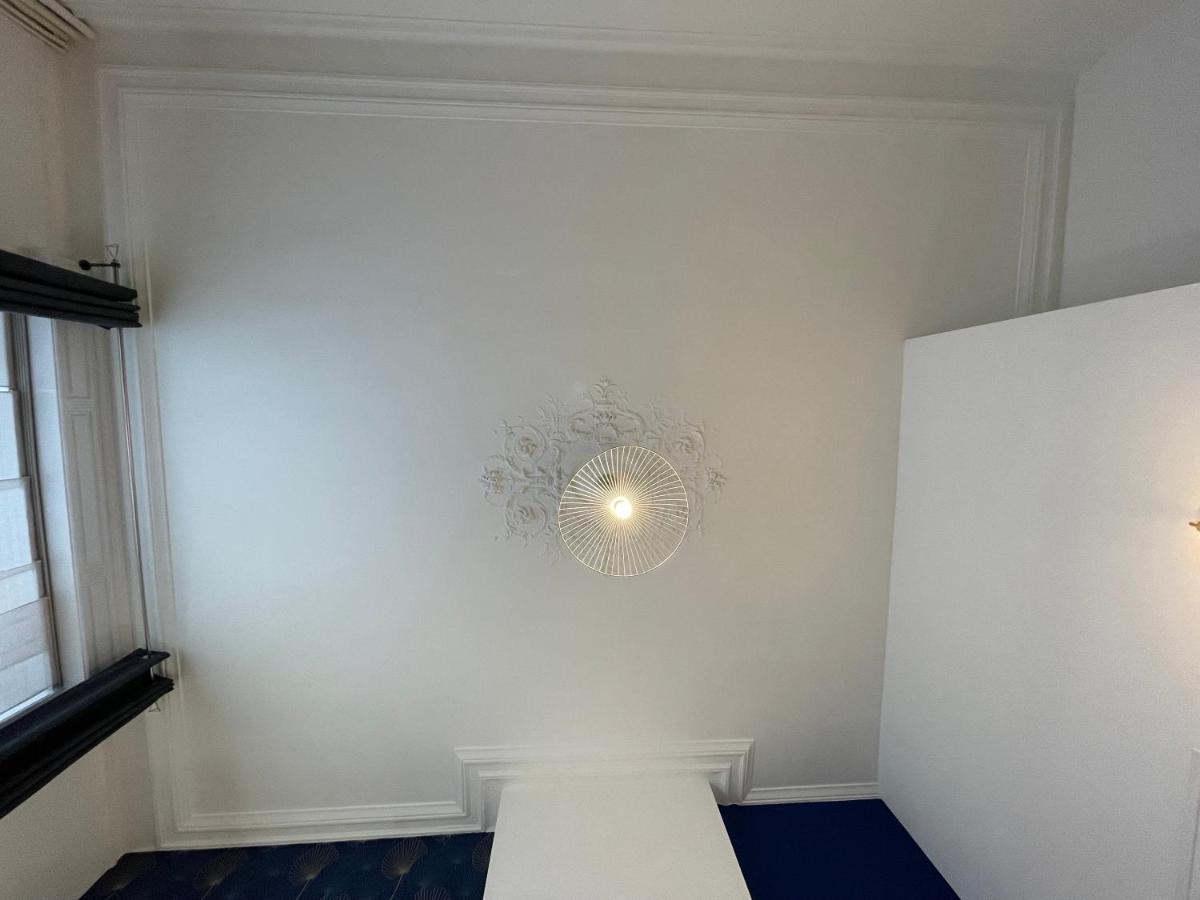 Residence Adam A Part 瓦朗西纳 外观 照片